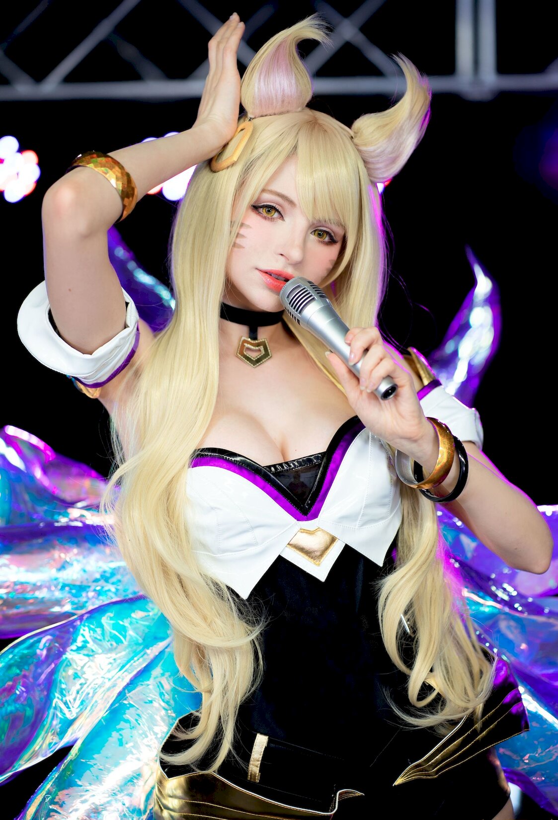 Ahri[League Vol.Peach ͼ ɫ˿ [Coserд] /142P  ofegends] milkyPeachmilkyKDA P.1 