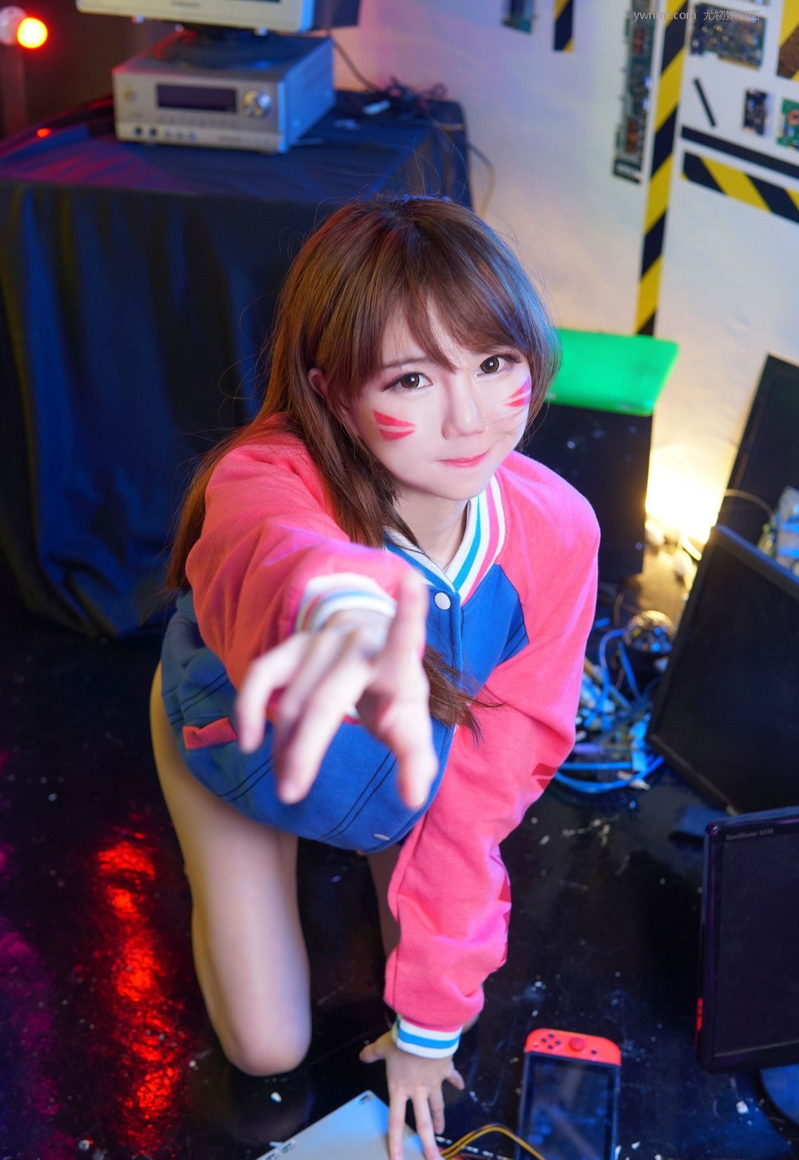 ߻ʻͼ Dorasnow Gamer Girl 103MB] DVA ޼ӰSally [10P P.1 