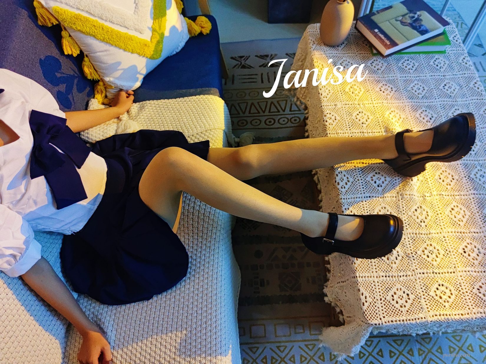 дJanisa ˽ͼ  P.1 